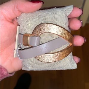 Saachi bracelet with pretty clasp